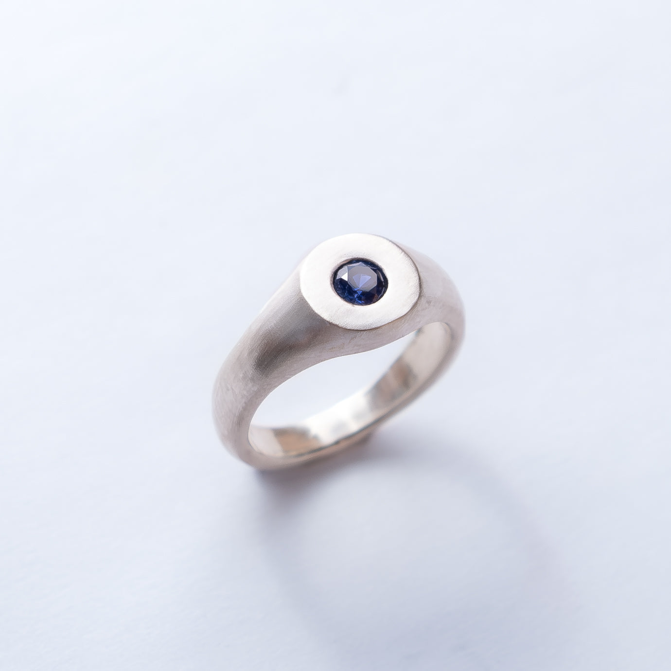 Sable Signet Sapphire