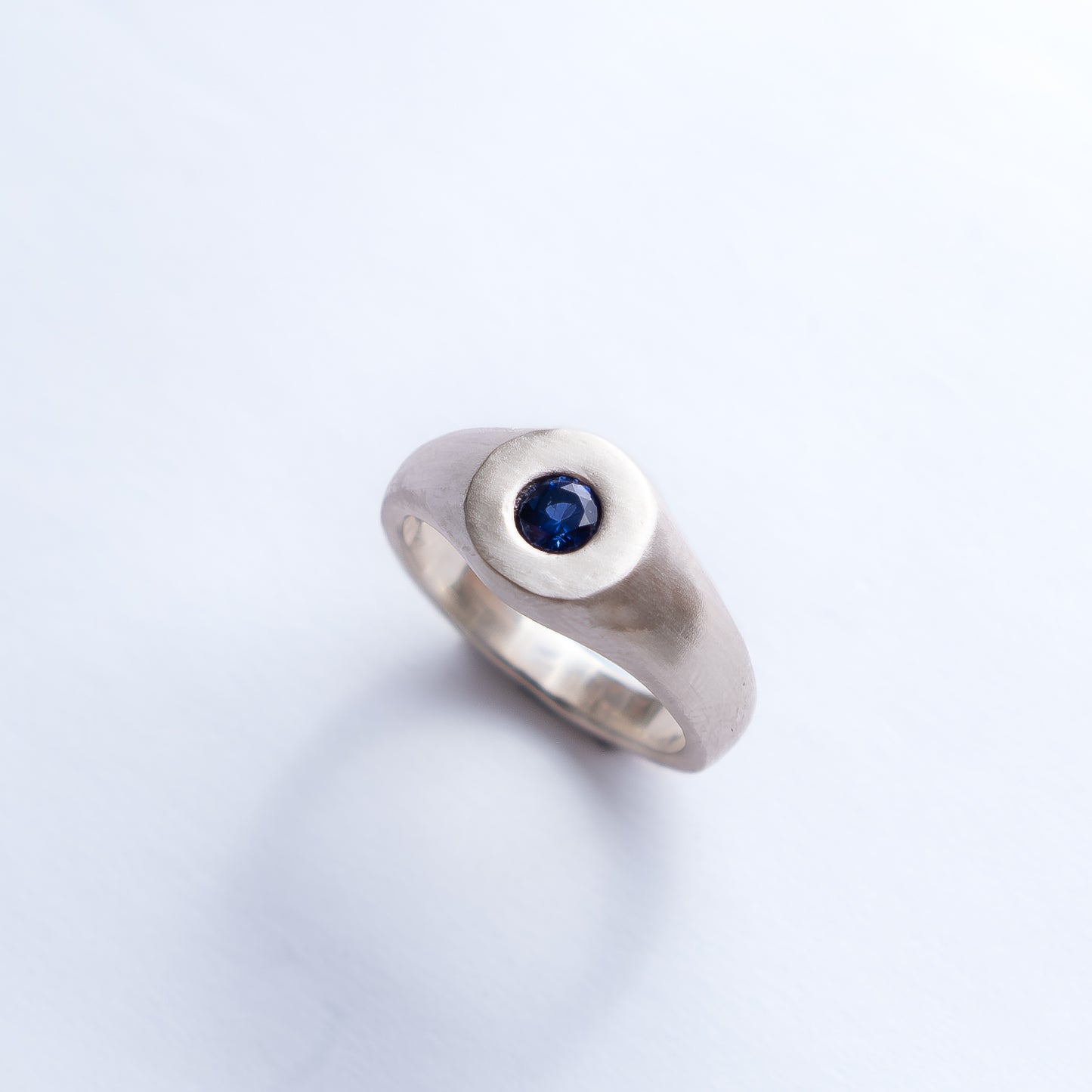Sable Signet Sapphire