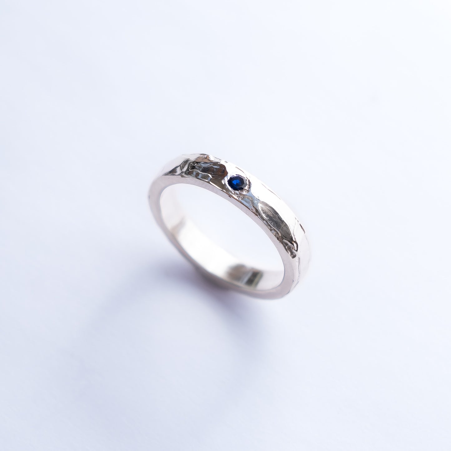 Forma Ring Sapphire