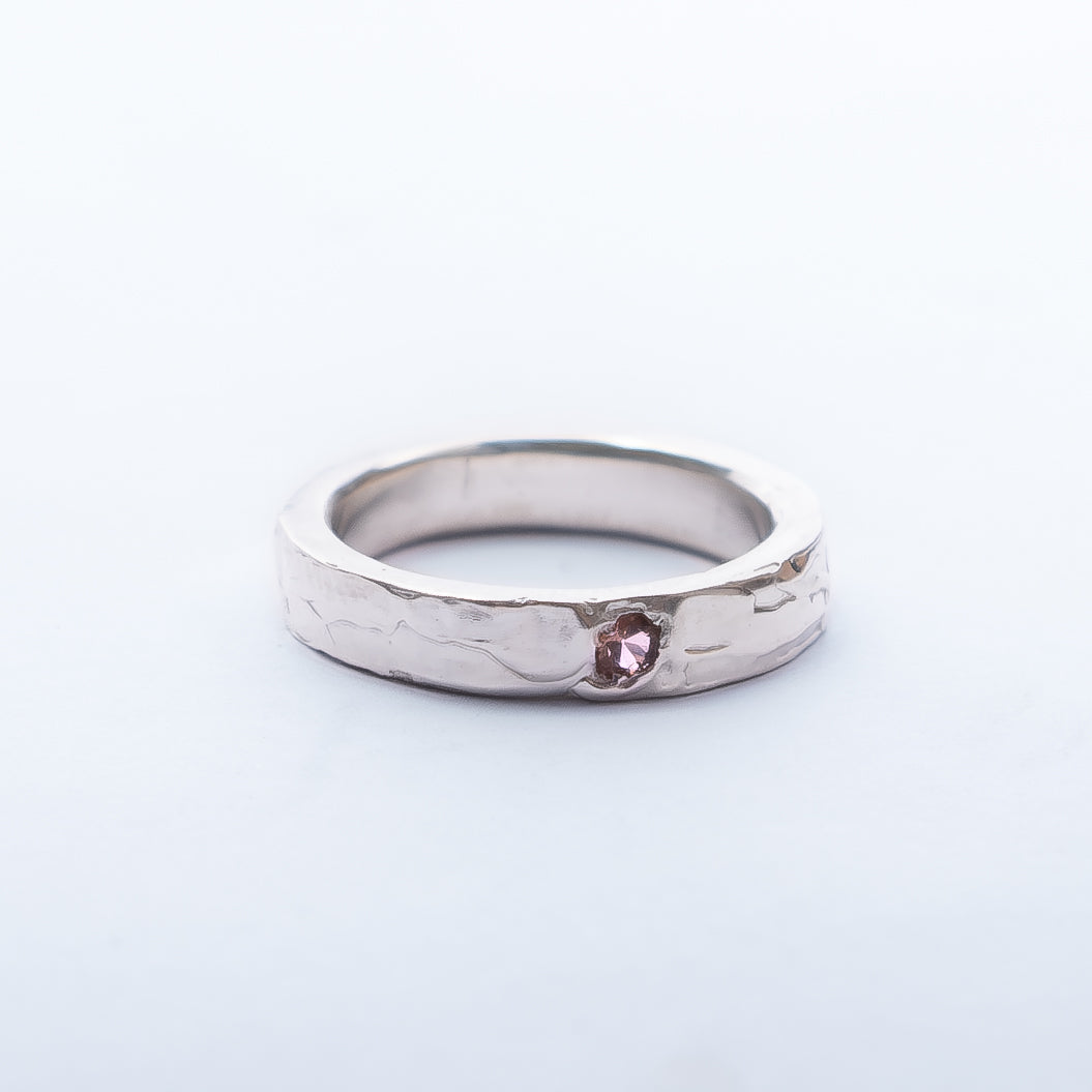 Forma Ring Padparadscha Sapphire