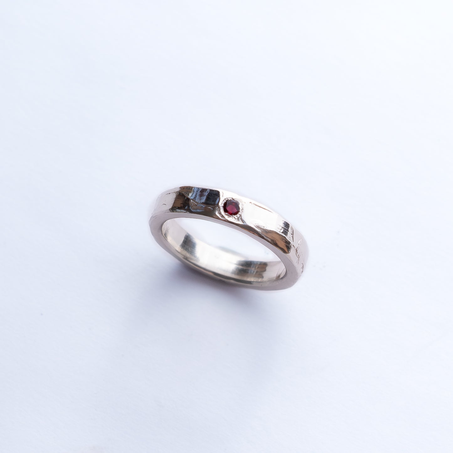 Forma Ring Ruby