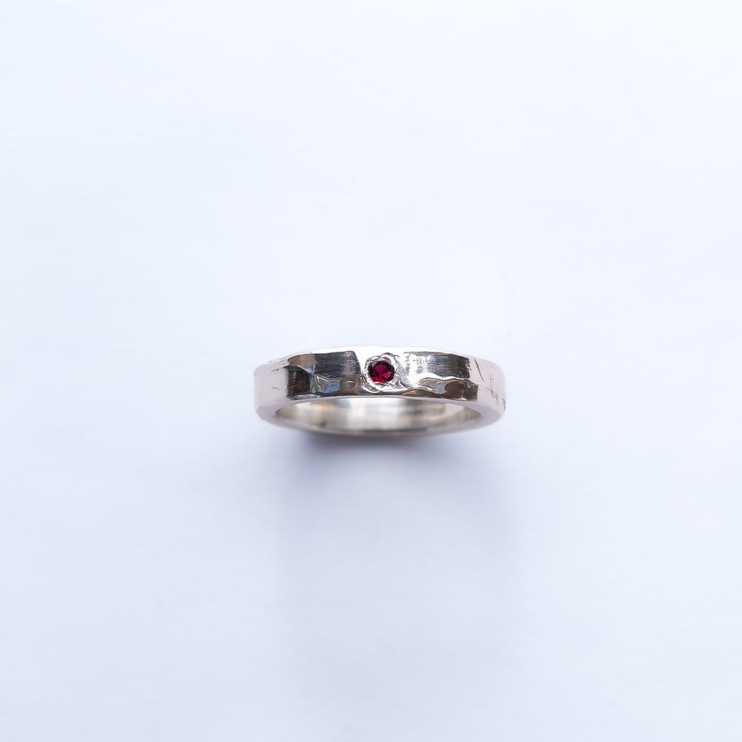 Forma Ring Ruby
