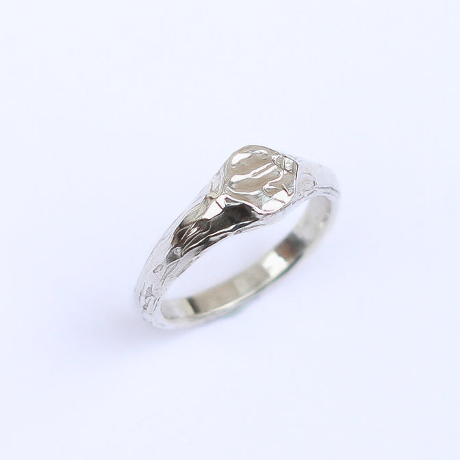 Distend Ring