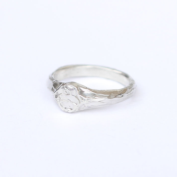 Distend Ring