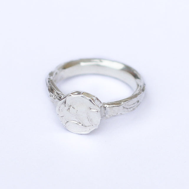 Figure Ring